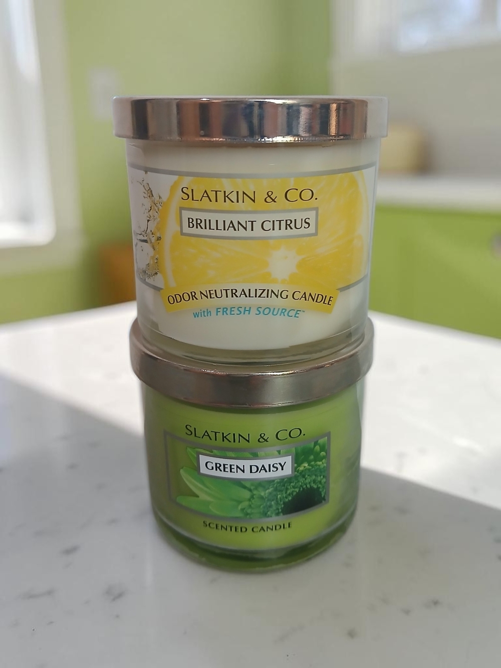 Slatkin & Co. Brilliant Citrus and Green Daisy Scented Candles - Yellow & Green